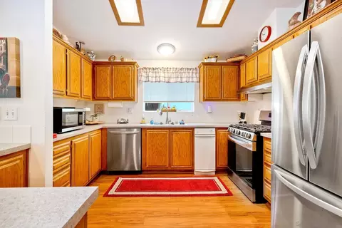 Kitchen - 15935 Spring Oaks Rd #30, El Cajon, CA 92021 photo 2 of 4