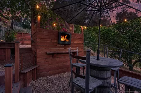Exterior - 111 Morro Hills Rd, Fallbrook, CA 92028 photo 13 of 15