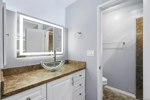 Bath - 730 E Ave, Coronado, CA 92118 photo 3 of 3