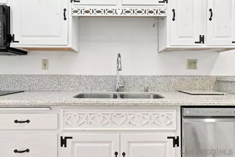 Kitchen - 4701 Date Ave #117, La Mesa, CA 91942 photo 2 of 2