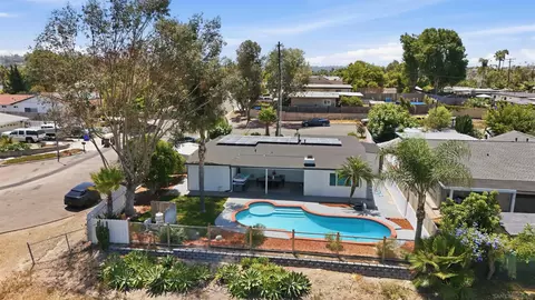 View/Area - 168 Manton Way, Vista, CA 92084 photo 10 of 16