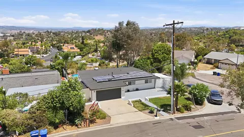 View/Area - 168 Manton Way, Vista, CA 92084 photo 14 of 16