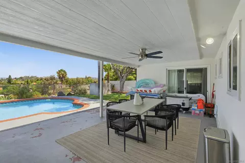 Exterior - 168 Manton Way, Vista, CA 92084 photo 4 of 20