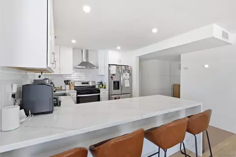 Kitchen - 168 Manton Way, Vista, CA 92084 photo 3 of 8