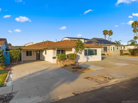 4921-23 Gary St, San Diego, CA 92115