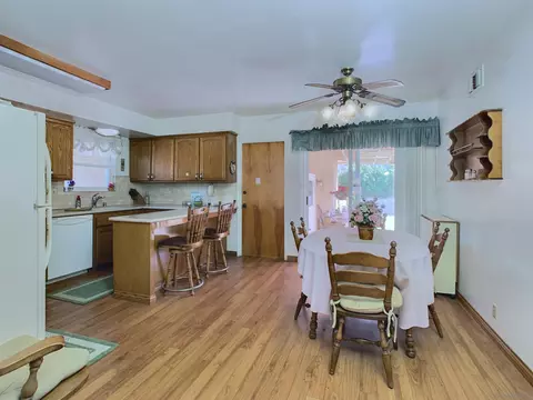 Dining - 6345 Primrose, La Mesa, CA 91942 photo 1 of 2