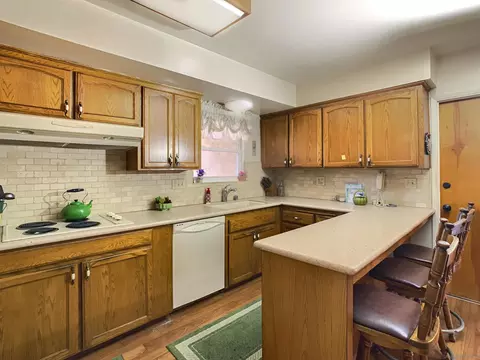 Kitchen - 6345 Primrose, La Mesa, CA 91942 photo 1 of 2