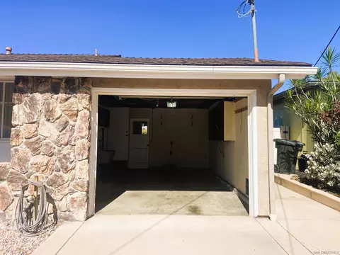 Exterior - 4618 Dana Dr, La Mesa, CA 91942 photo 2 of 11