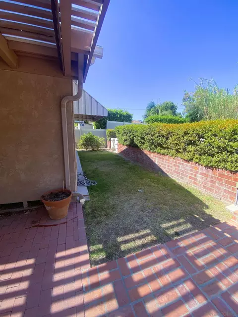 Exterior - 4618 Dana Dr, La Mesa, CA 91942 photo 7 of 11
