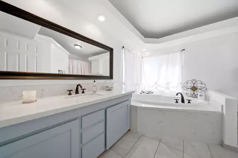 Bath - 20855 Cinnamon Dr, Jamul, CA 91935 photo 1 of 3