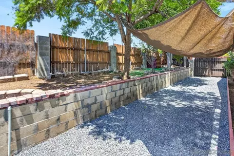 Exterior - 520 La Barca St, Spring Valley, CA 91977 photo 8 of 11