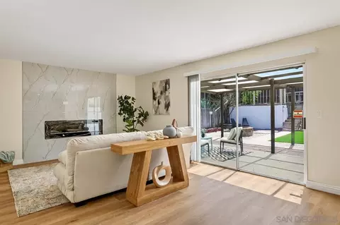 Living - 520 La Barca St, Spring Valley, CA 91977 photo 2 of 5