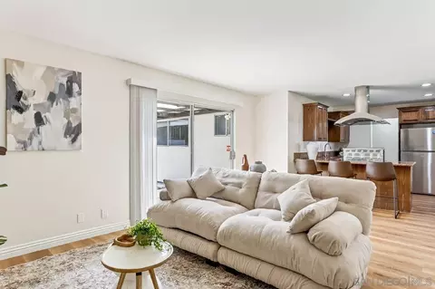 Living - 520 La Barca St, Spring Valley, CA 91977 photo 1 of 5
