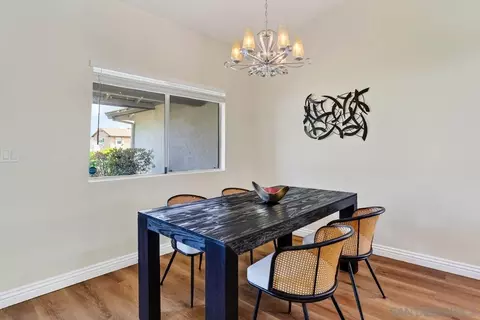 Dining - 520 La Barca St, Spring Valley, CA 91977 photo 2 of 3