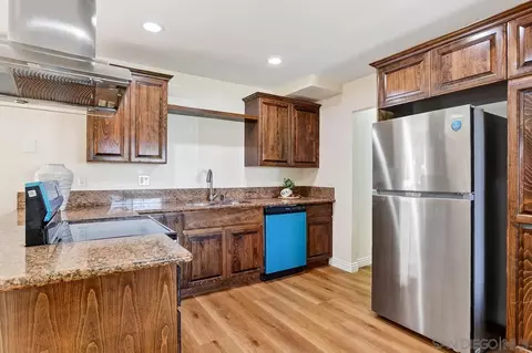 Kitchen - 520 La Barca St, Spring Valley, CA 91977 photo 2 of 2