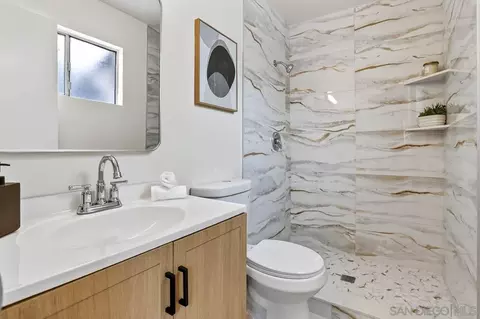Bath - 520 La Barca St, Spring Valley, CA 91977 photo 2 of 2