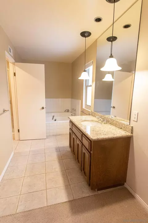 Bath - 1157 Betts St, El Cajon, CA 92020 photo 1 of 7