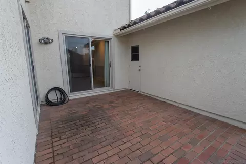 Exterior - 1157 Betts St, El Cajon, CA 92020 photo 4 of 9