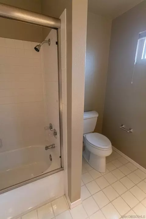 Bath - 1157 Betts St, El Cajon, CA 92020 photo 7 of 7