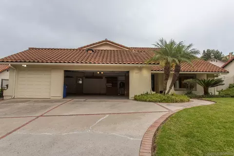 Exterior - 1157 Betts St, El Cajon, CA 92020 photo 8 of 9