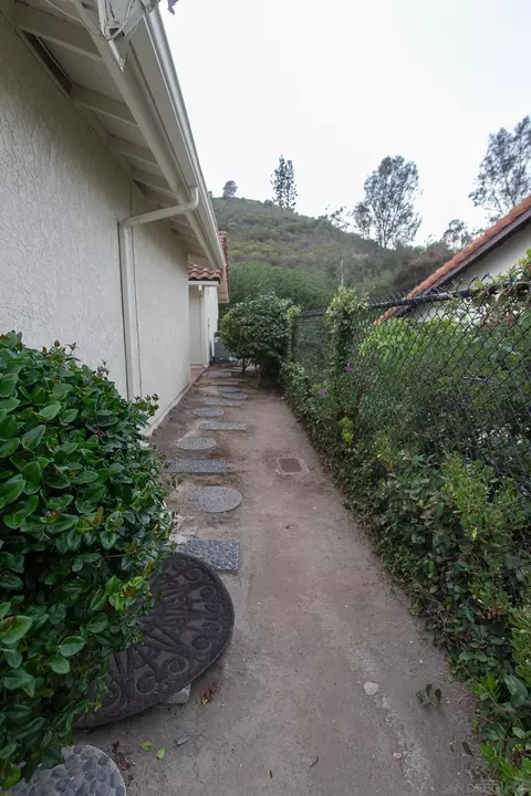 Exterior - 1157 Betts St, El Cajon, CA 92020 photo 9 of 9