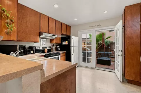 Kitchen - 10345 Carefree Dr, Santee, CA 92071 photo 2 of 3