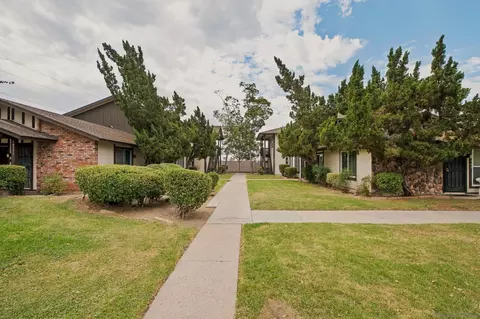 Exterior - 10345 Carefree Dr, Santee, CA 92071 photo 4 of 6