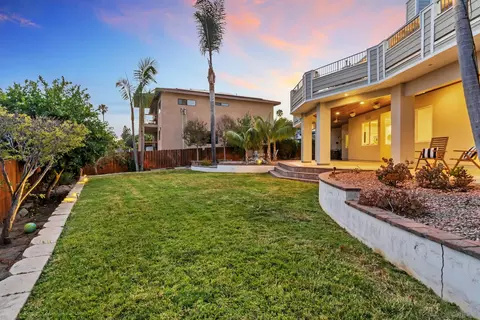 Exterior - 1809 Ivy, Oceanside, CA 92054 photo 12 of 12