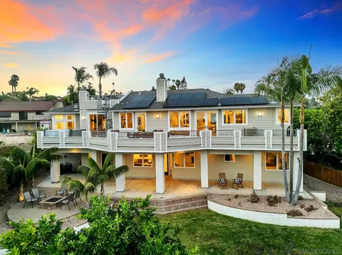 Exterior - 1809 Ivy, Oceanside, CA 92054 photo 4 of 12