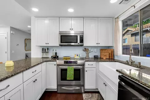 Kitchen - 1352 Palomar, Vista, CA 92084 photo 3 of 4