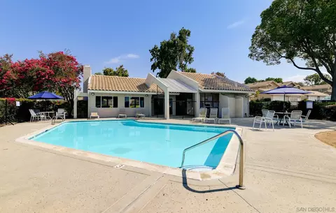 Exterior - 1352 Palomar, Vista, CA 92084 photo 11 of 13