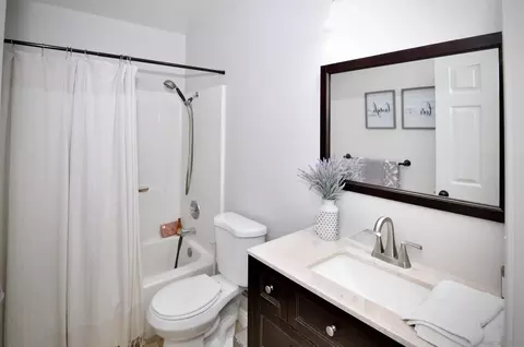 Bath - 5005 Caspian, Oceanside, CA 92057 photo 7 of 8