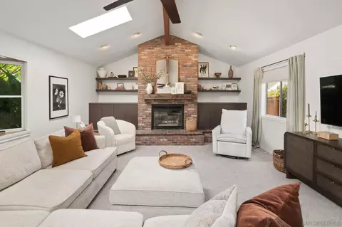 6832 Cartwright, San Diego, CA 92120
