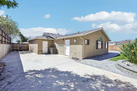 Exterior - 9308 Lake Canyon Rd, Santee, CA 92071 photo 5 of 11