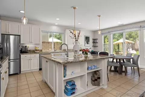 Kitchen - 2340 Douglaston Gln, Escondido, CA 92026 photo 1 of 5
