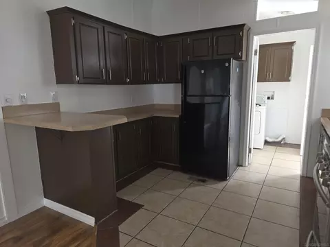 Kitchen - 255 E Bradley Ave #3, El Cajon, CA 92021 photo 1 of 2