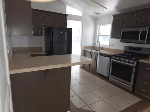 Kitchen - 255 E Bradley Ave #3, El Cajon, CA 92021 photo 2 of 2