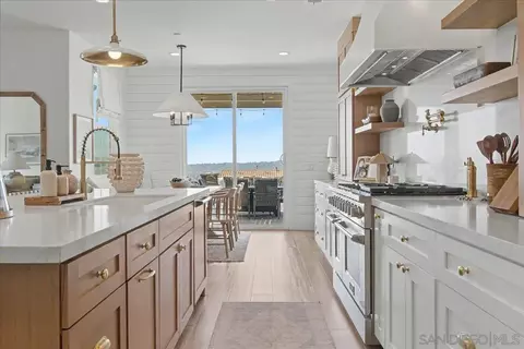 Kitchen - 6048 Cala Lily St, Santee, CA 92071 photo 5 of 6