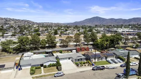 View/Area - 801 Broadview St, Spring Valley, CA 91977 photo 3 of 7