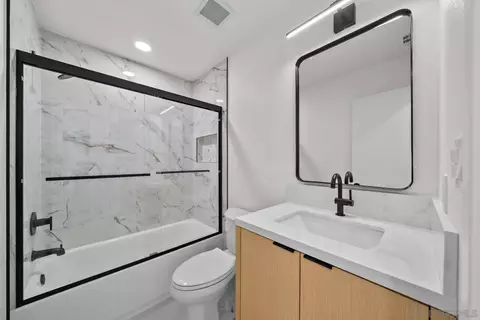 Bath - 801 Broadview St, Spring Valley, CA 91977 photo 1 of 3