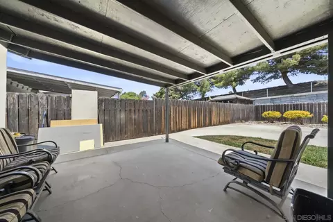 Exterior - 801 Broadview St, Spring Valley, CA 91977 photo 3 of 10