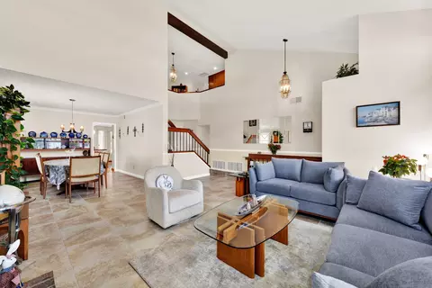 Living - 13057 Treecrest, Poway, CA 92064 photo 2 of 5