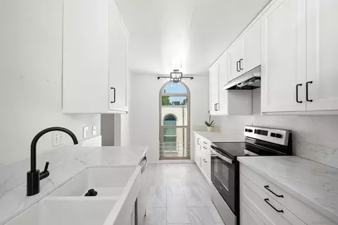 4851 Collwood Blvd #B, San Diego, CA 92115