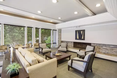 Living - 2264 Caminito Castillo, La Jolla, CA 92037 photo 4 of 4