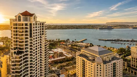 700 W Harbor Dr #1805, San Diego, CA 92101