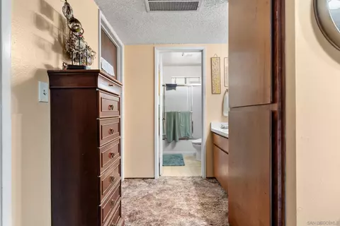Entry Way - 2750 White Ave, Chico, CA 95973 photo 2 of 10