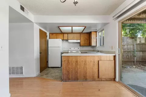Kitchen - 2750 White Ave, Chico, CA 95973 photo 6 of 10