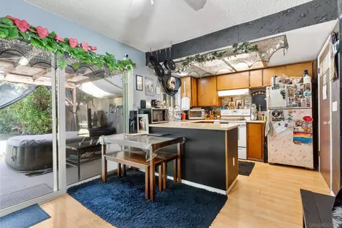 Kitchen - 2750 White Ave, Chico, CA 95973 photo 1 of 10