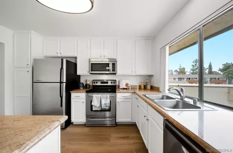 Kitchen - 615 Fredricks Ave #146, Oceanside, CA 92058 photo 3 of 3