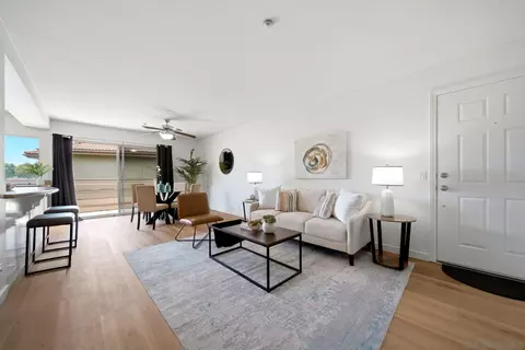 Living - 615 Fredricks Ave #146, Oceanside, CA 92058 photo 2 of 3